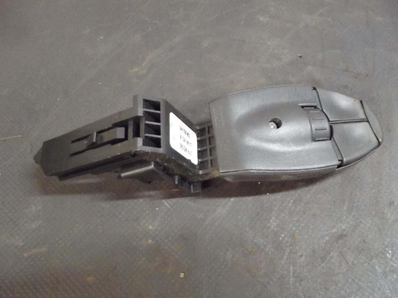Commande autoradio PEUGEOT 307 PHASE 2 Diesel - 1
