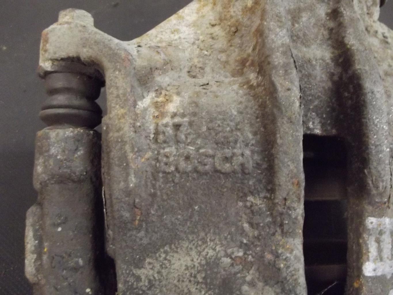 Etrier avant gauche (freinage) FORD MONDEO 2 Diesel - 1