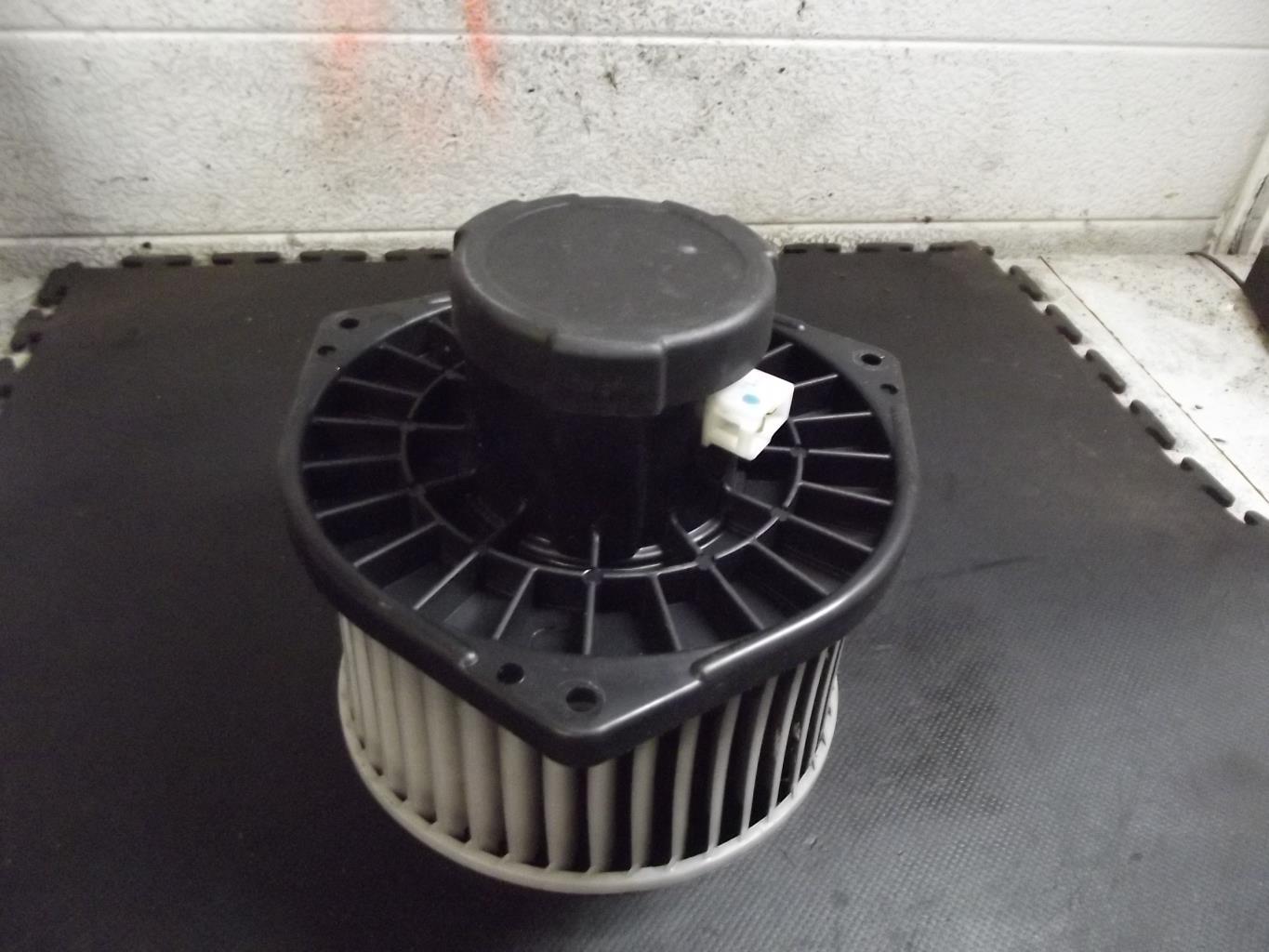 Ventilateur chauffage MITSUBISHI L 200 3 Diesel - 1