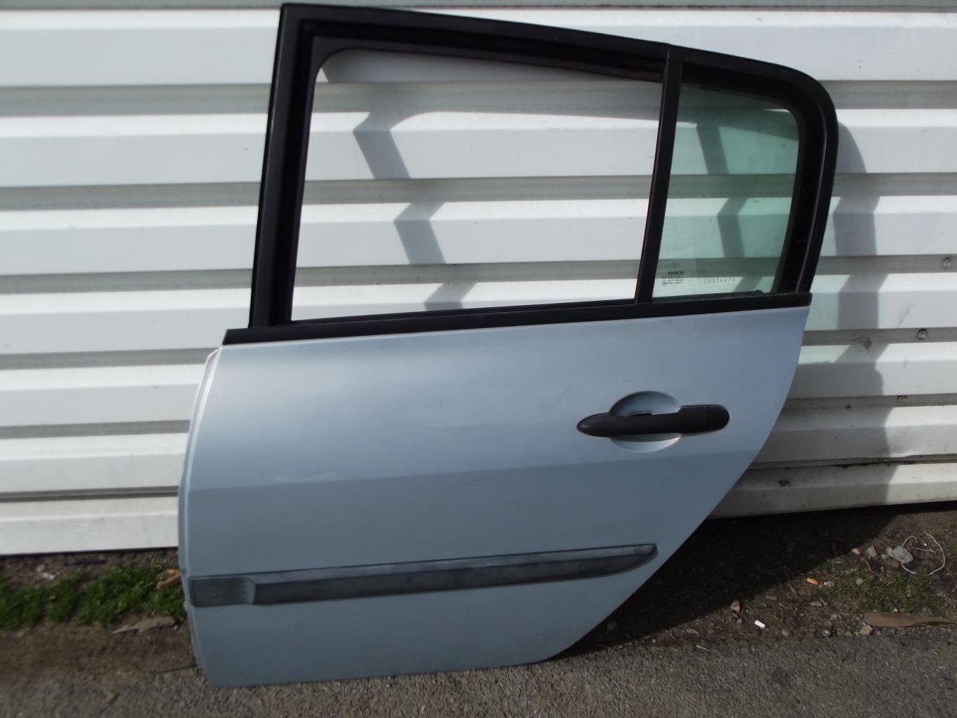 Porte arriere gauche RENAULT MEGANE 2 PHASE 1 Essence - 1