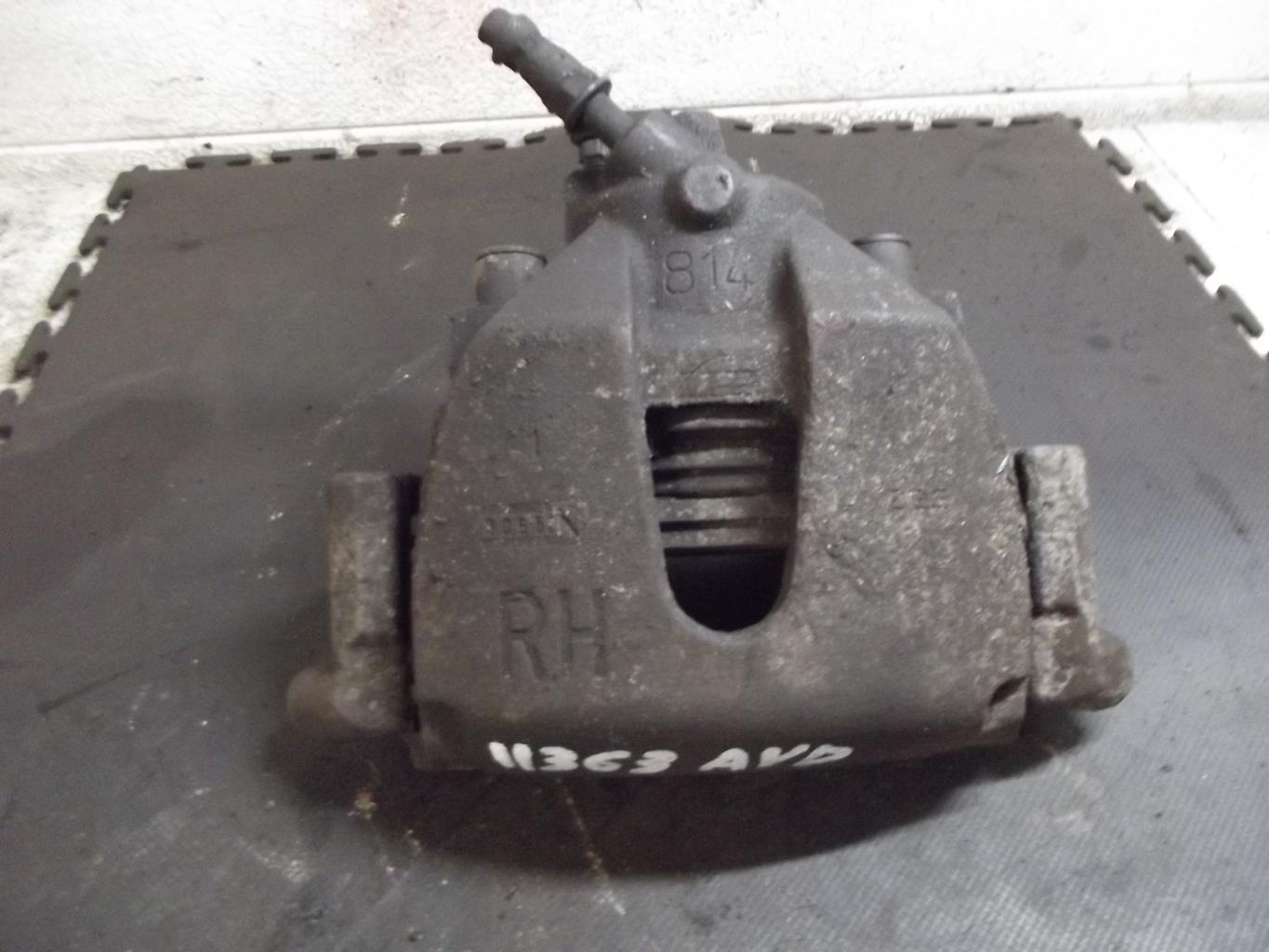 Etrier avant droit (freinage) FORD C-MAX 1 PHASE 1 Diesel - 1