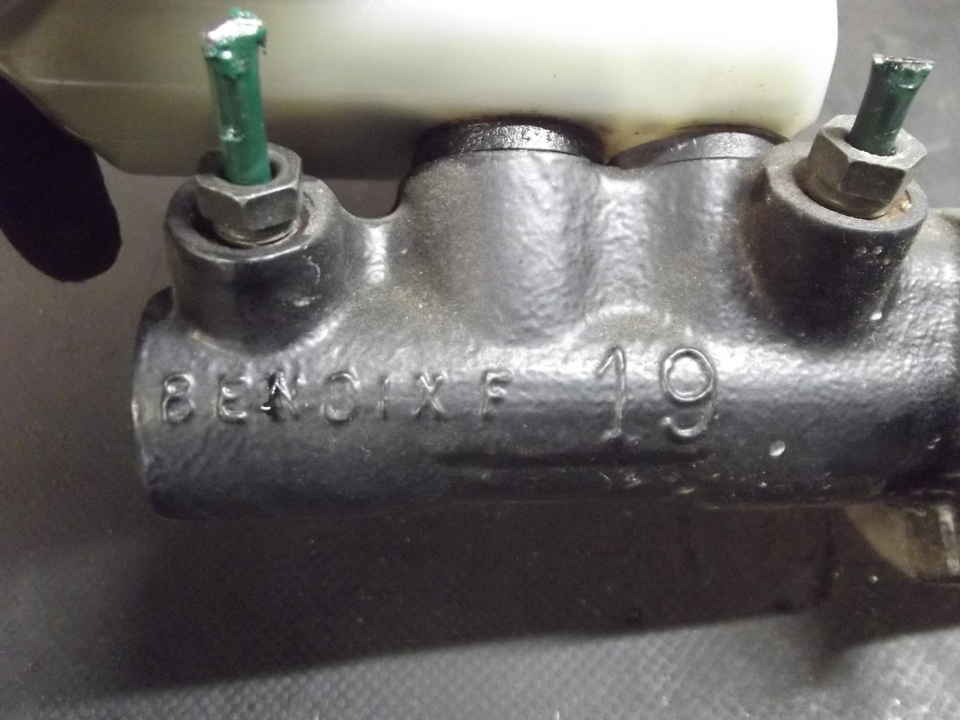 Maitre cylindre (freinage) RENAULT CLIO 1 PHASE 1 Essence - 1