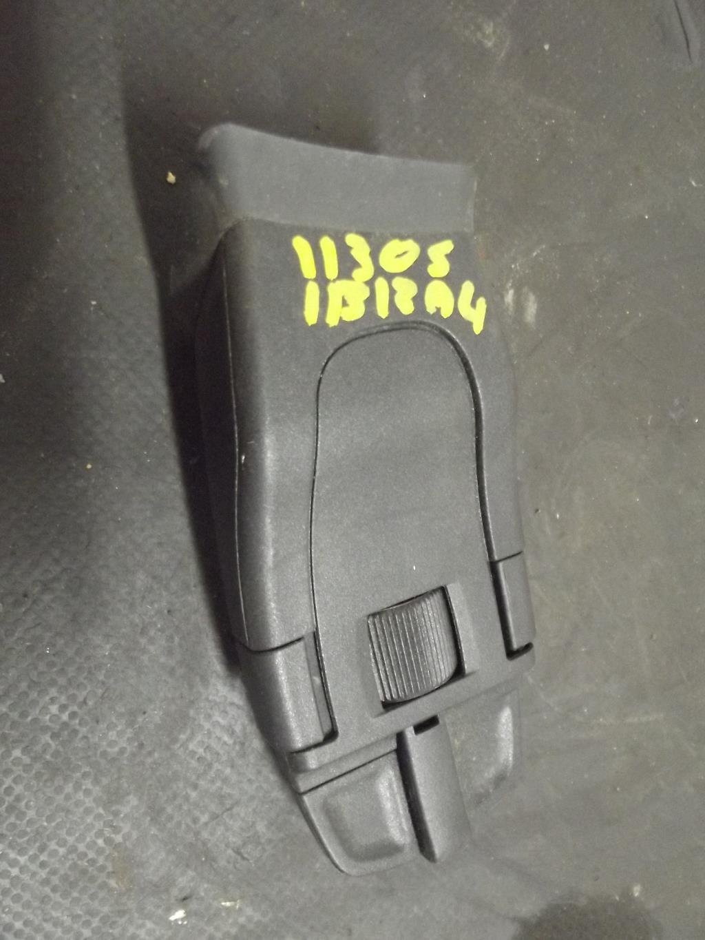 Commande autoradio SEAT IBIZA 4 PHASE 1 Essence - 1