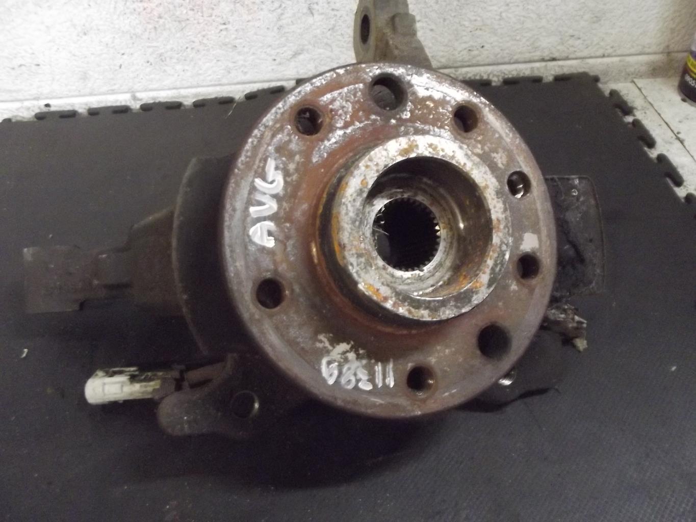 Fusee avant gauche OPEL ZAFIRA A PHASE 2 Diesel - 1