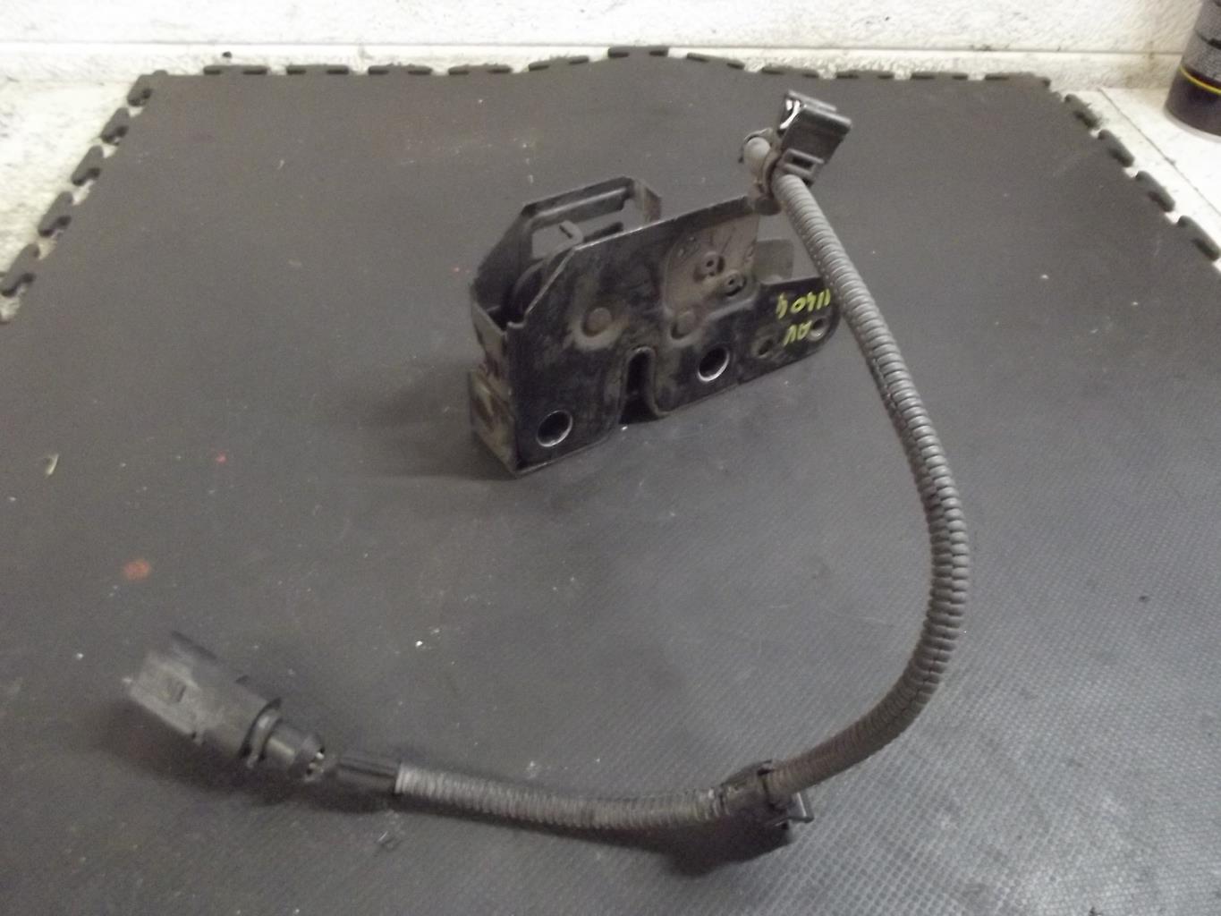 Serrure de capot VOLKSWAGEN TOURAN 1 PHASE 1 Diesel - 1