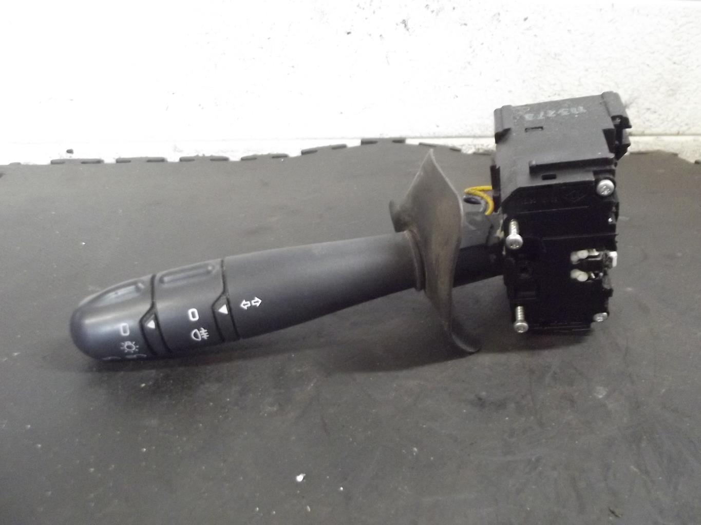 Commodo phare RENAULT CLIO 2 PHASE 2 Diesel - 1