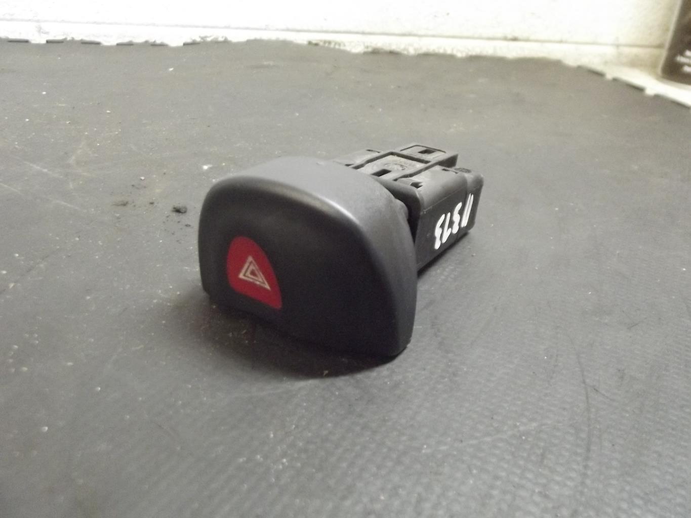 Bouton de warning RENAULT MEGANE 1 PHASE 2 CABRIOLET Essence - 1