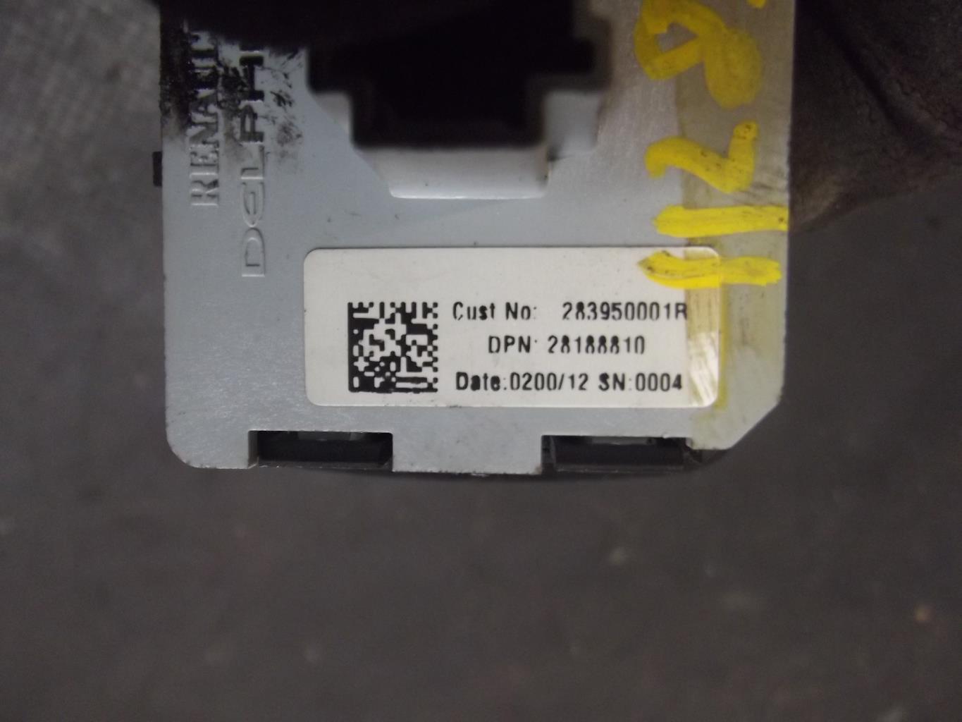 Bouton/Interrupteur RENAULT SCENIC 3 PHASE 2 Essence - 1