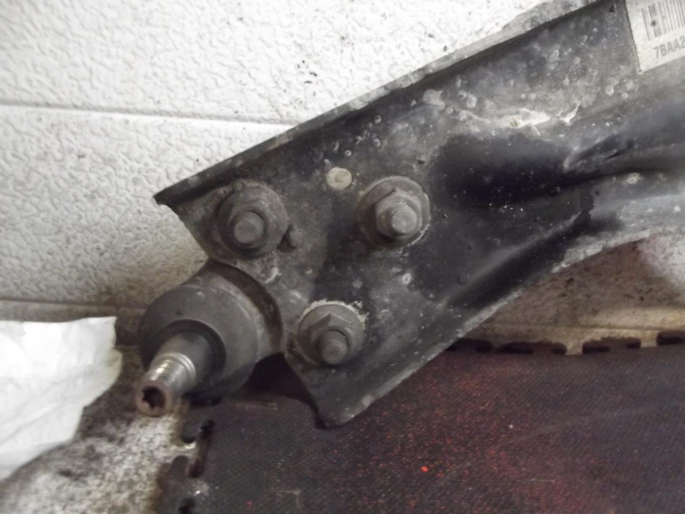 Triangle avant gauche PEUGEOT 308 2 PHASE 1 Essence - 1