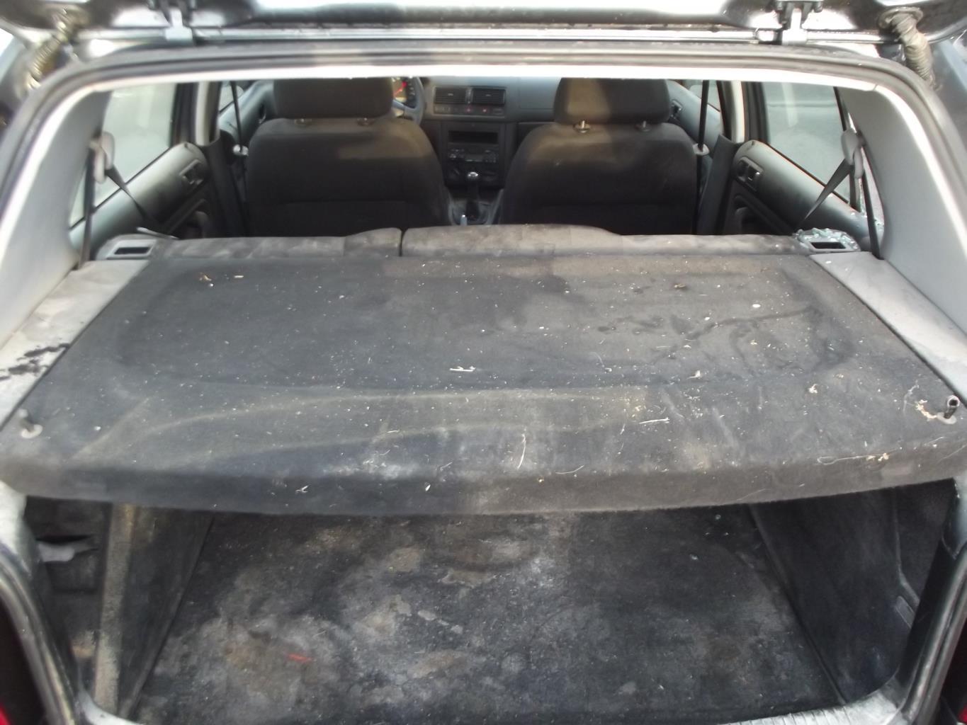 Plage arriere VOLKSWAGEN GOLF 4 Diesel - 1