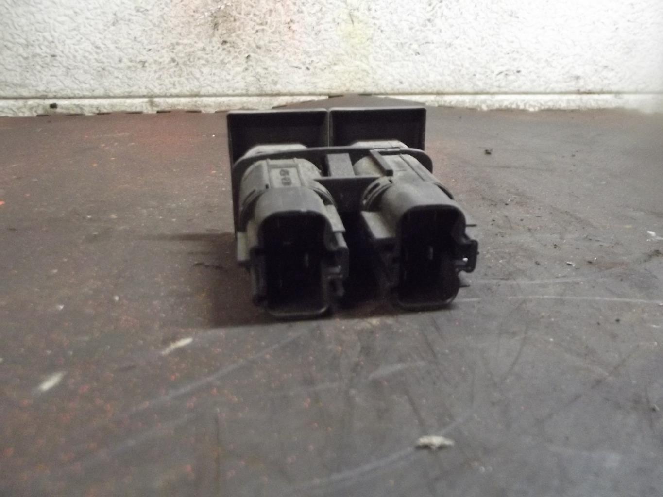 Bouton/Interrupteur FORD MONDEO 2 Essence - 1