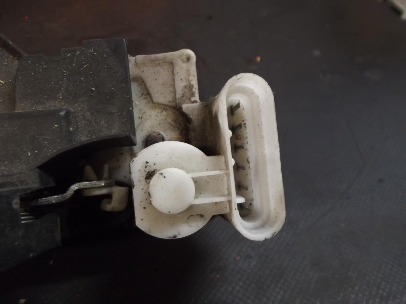 Serrure avant gauche ALFA ROMEO 147 PHASE 1 Essence - 1