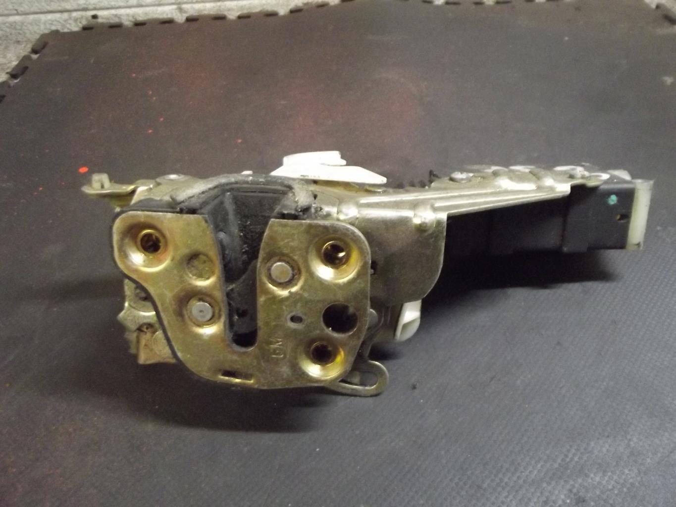 Serrure avant gauche OPEL CORSA B PHASE 1 Essence - 1