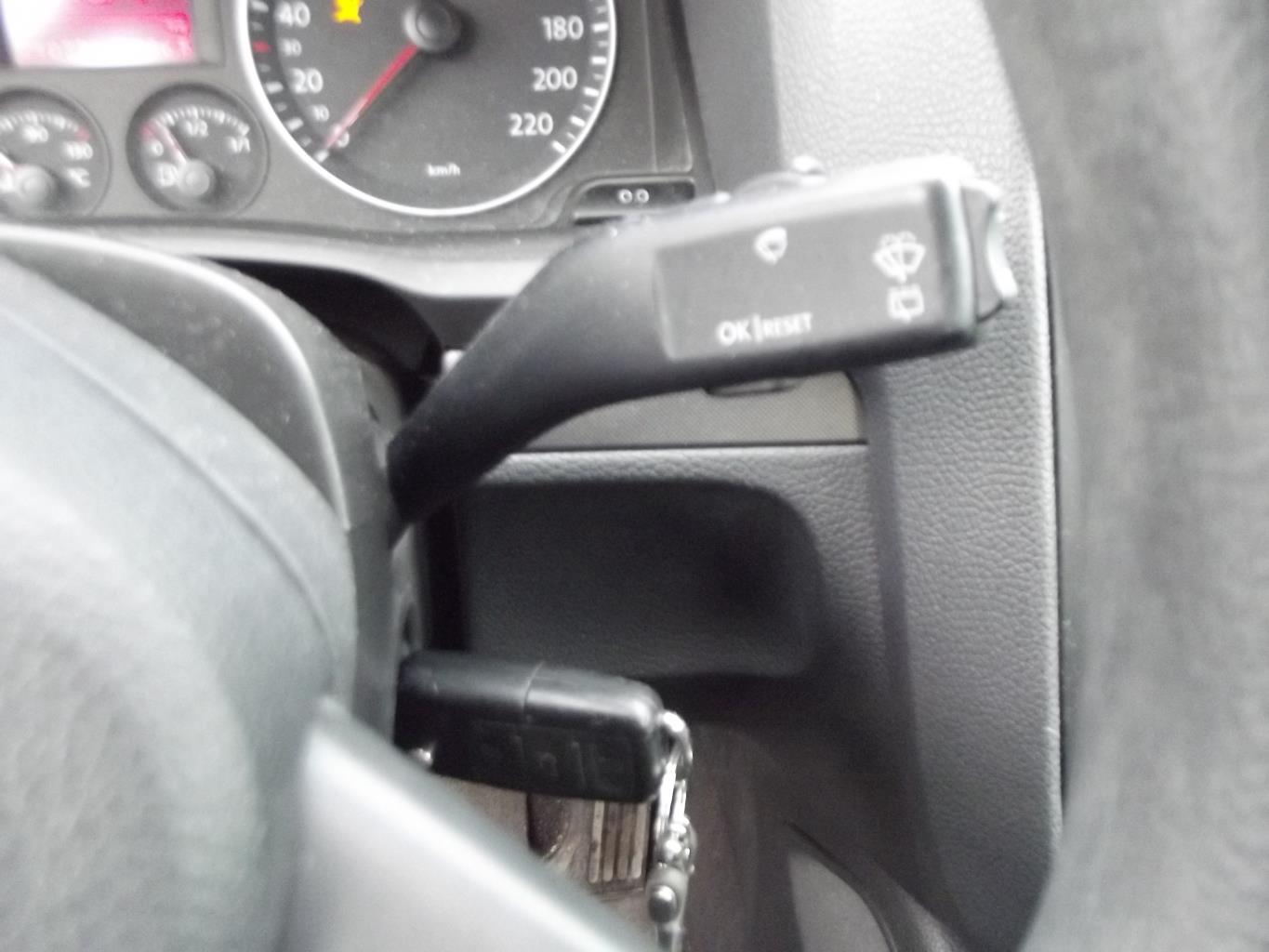 Commodo d'essuie glaces VOLKSWAGEN GOLF 5 Essence - 1