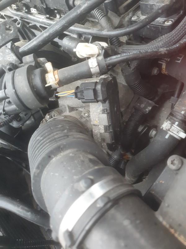 Boitier papillon FORD FIESTA 6 PHASE 1 Essence - 1