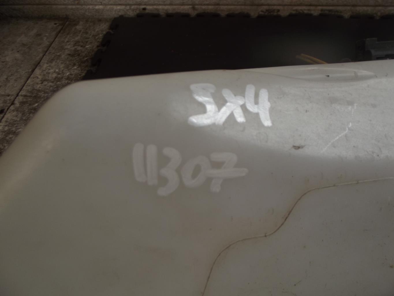 Vase de lave glace SUZUKI SX4 1 Diesel - 1