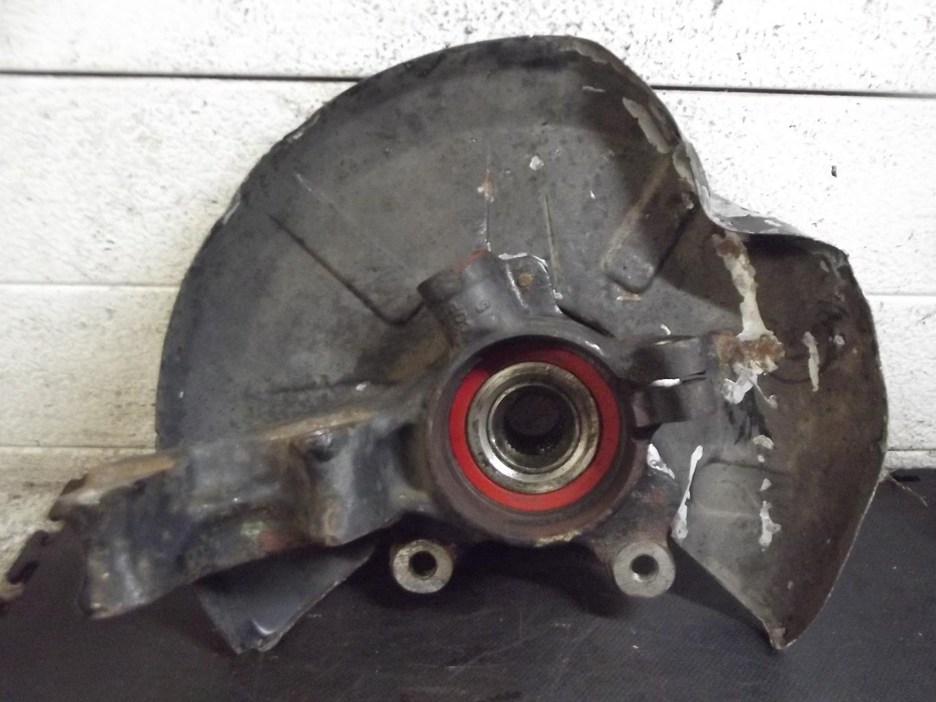 Fusee avant gauche AUDI 80 3 PHASE 1 Diesel - 1