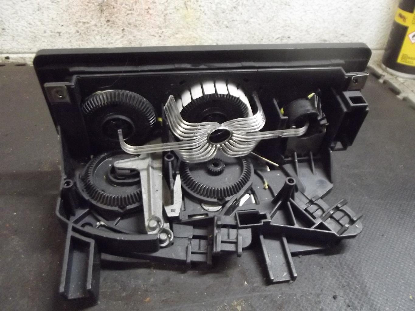 Commande chauffage VOLKSWAGEN POLO 3 PHASE 1 Essence - 1