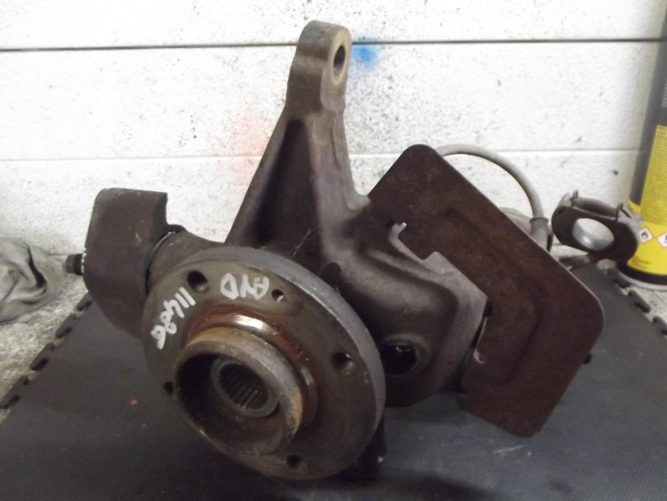 Fusee avant droit CITROEN XANTIA PHASE 2 BREAK Diesel - 1