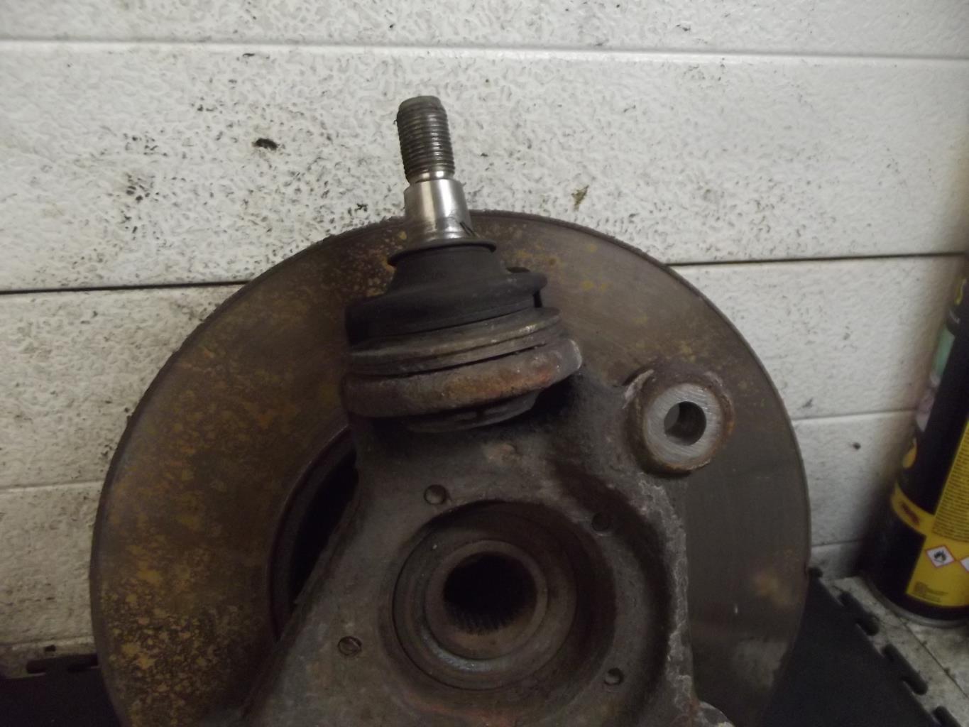 Fusee avant droit FORD TRANSIT 3 Diesel - 1