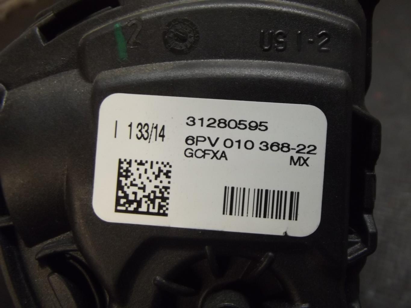 Pedale d'accelerateur VOLVO V 40 2 PHASE 1 BREAK Diesel - 1