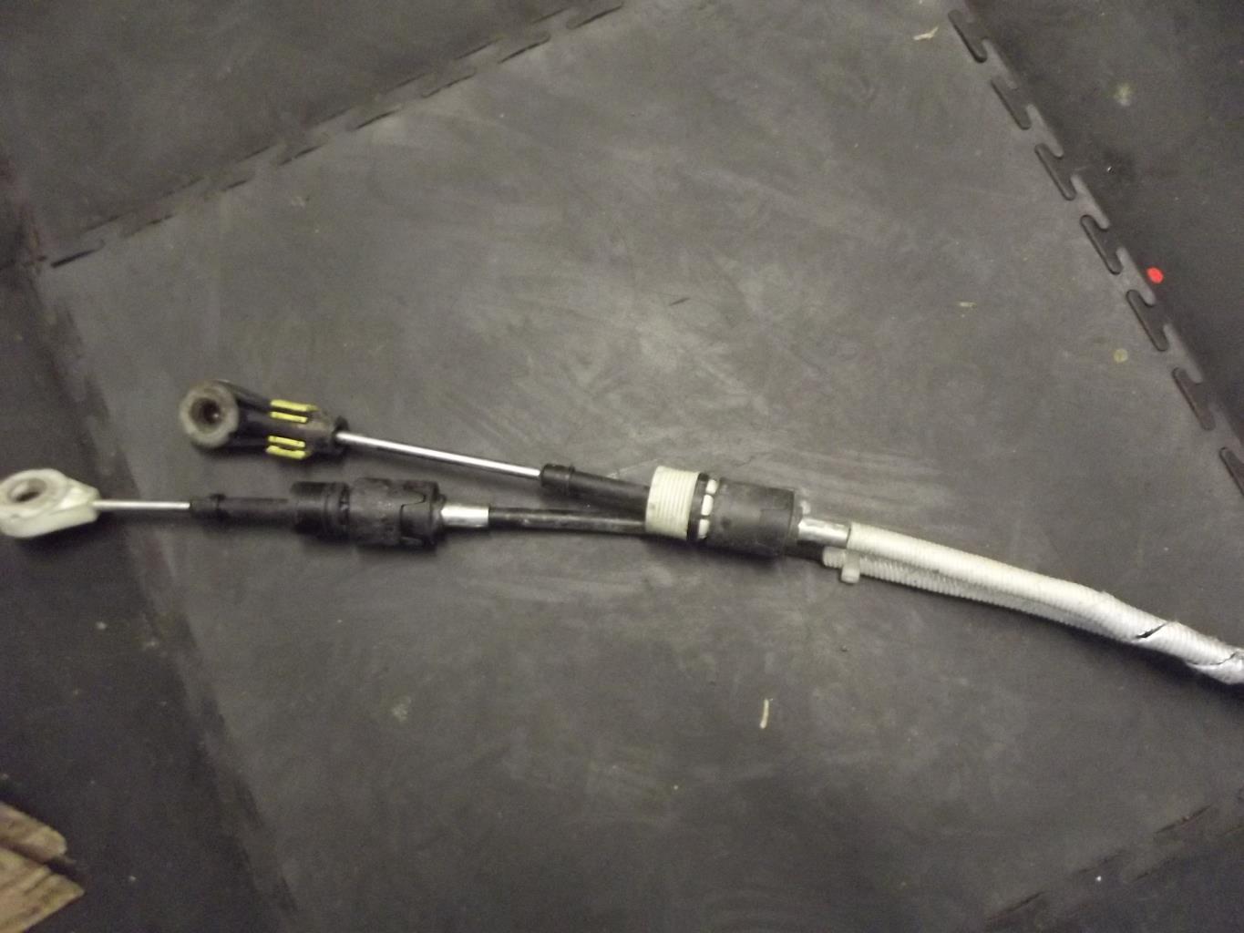 Cable levier de vitesses VOLVO V 40 2 PHASE 1 BREAK Diesel - 1