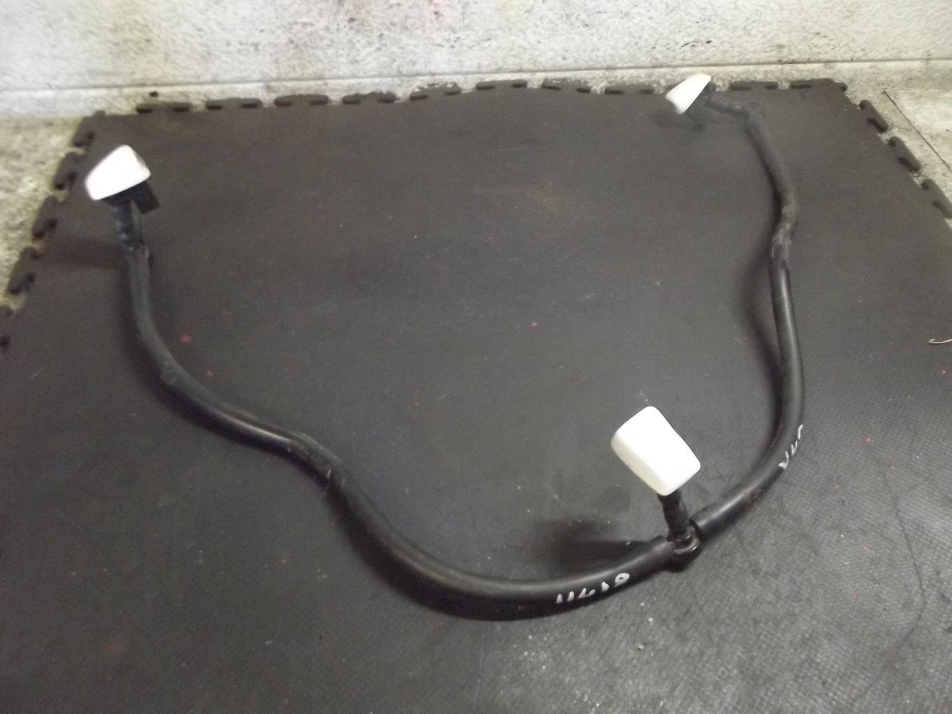 Gicleur lave glace VOLVO V 40 2 PHASE 1 BREAK Diesel - 1