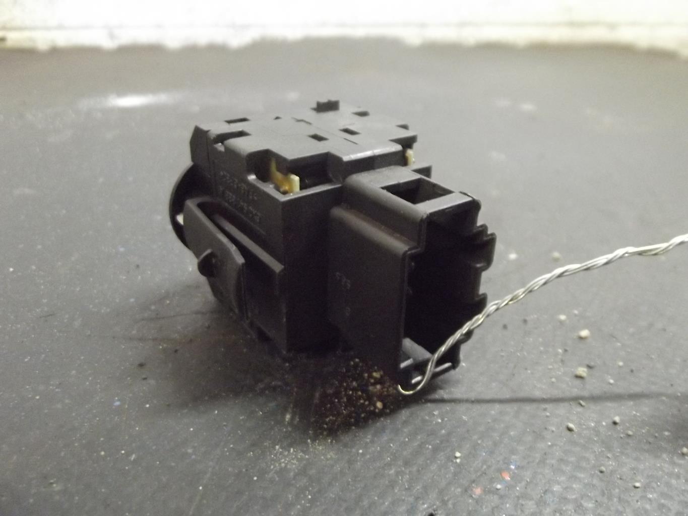 Commande de reglage hauteur de phare VOLKSWAGEN LUPO Essence - 1
