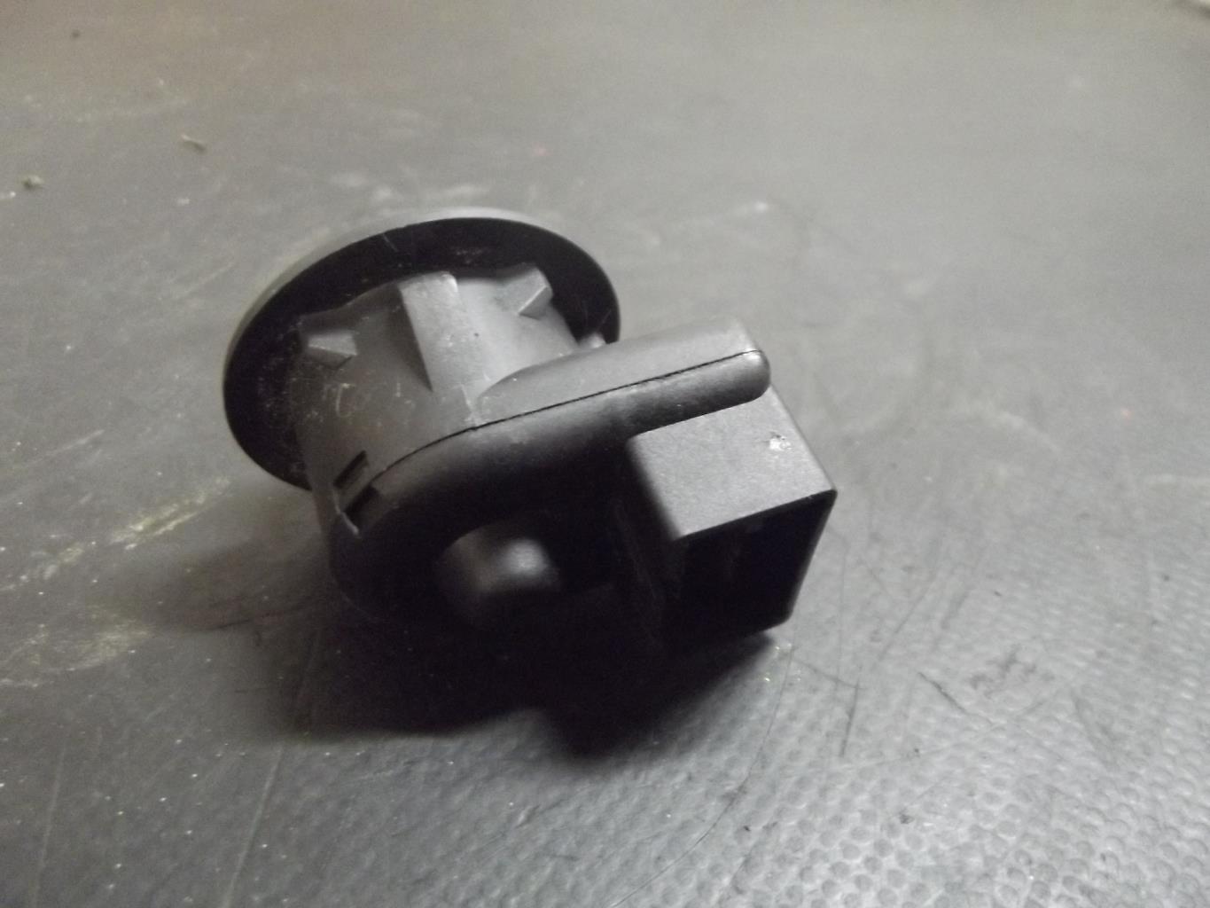 Commande retroviseurs RENAULT CLIO 3 PHASE 1 Diesel - 1