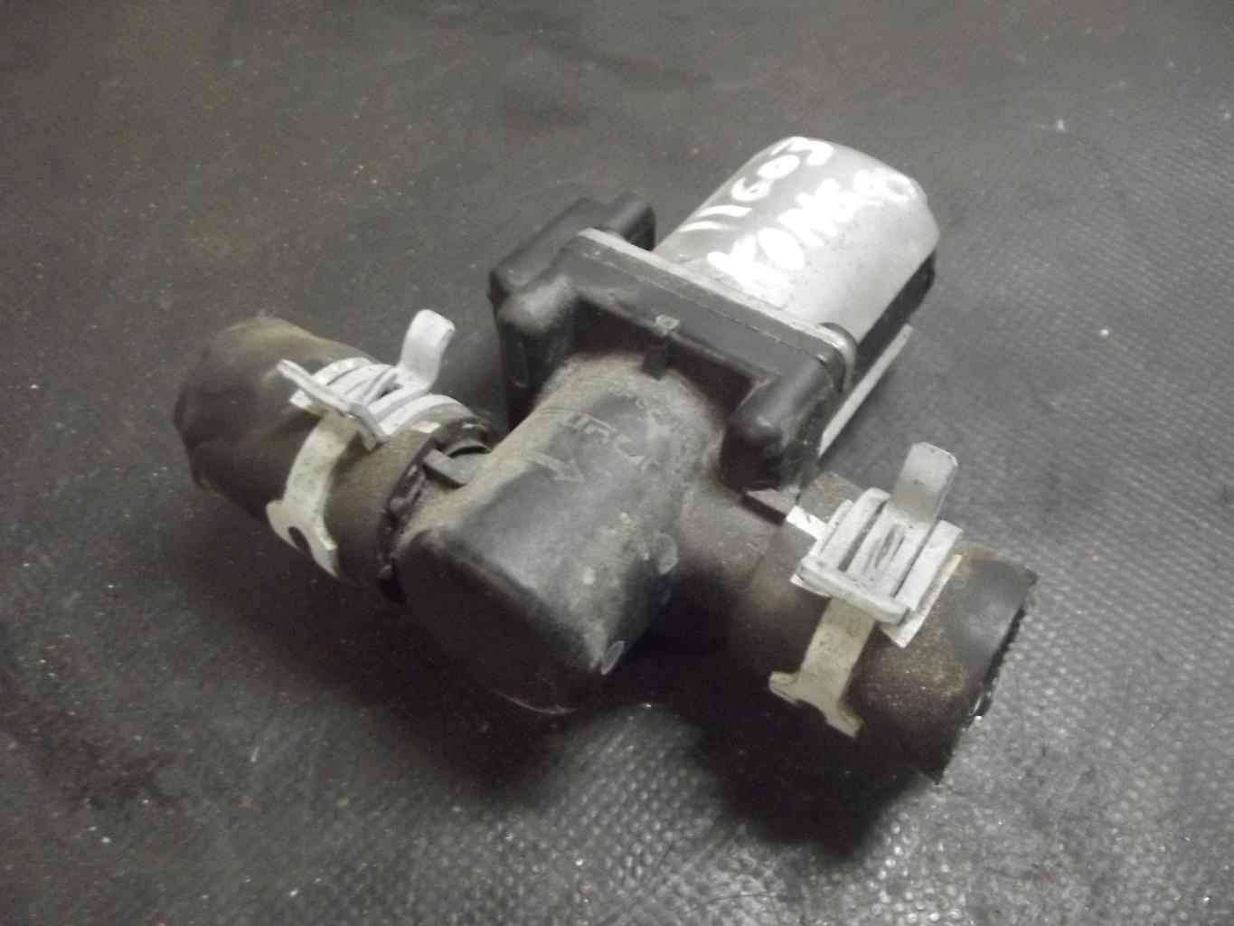 Pompe à eau RENAULT KANGOO 2 PHASE 2 Diesel - 1