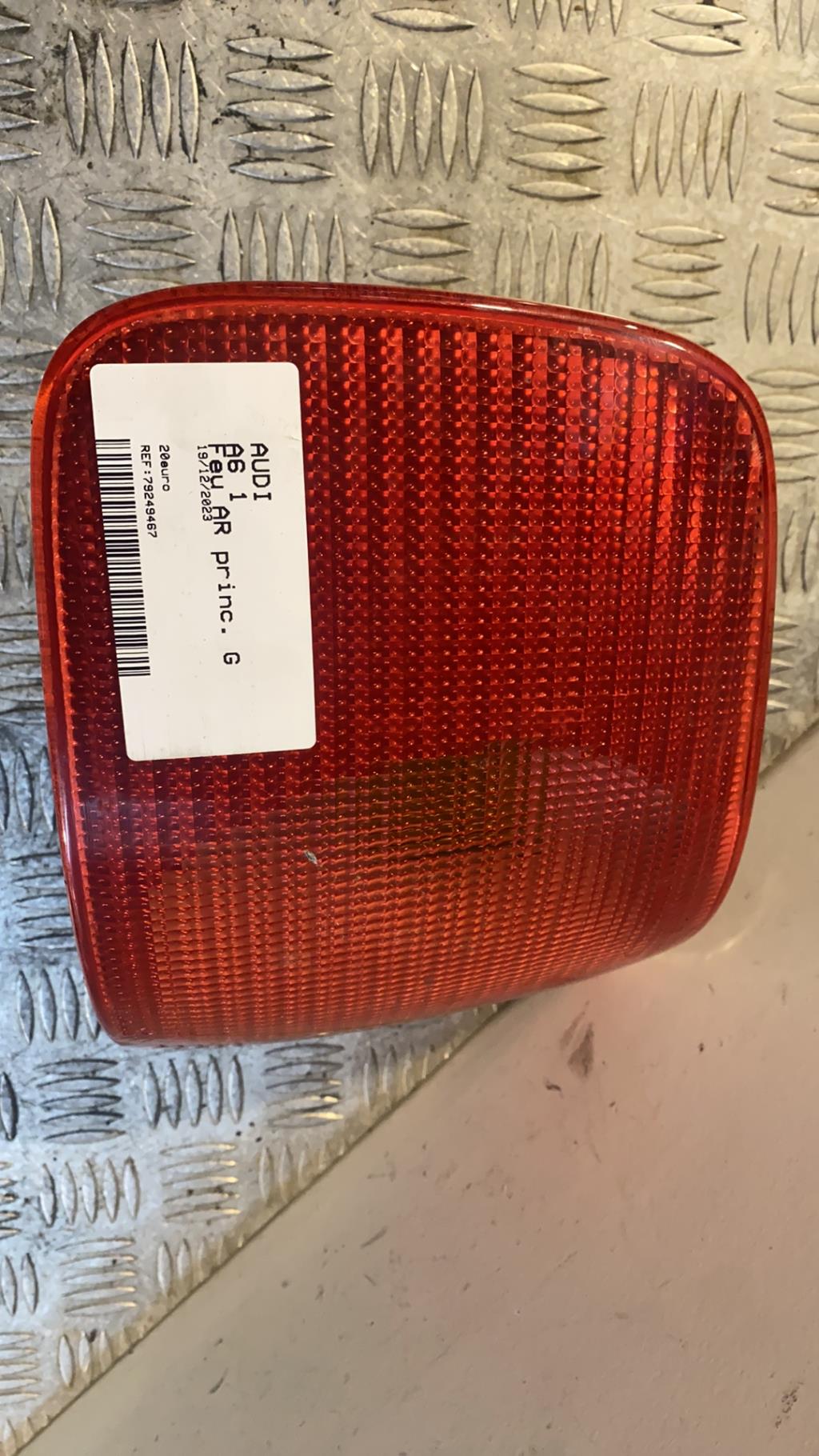 Feu arriere principal gauche (feux) AUDI A6 1  - 1