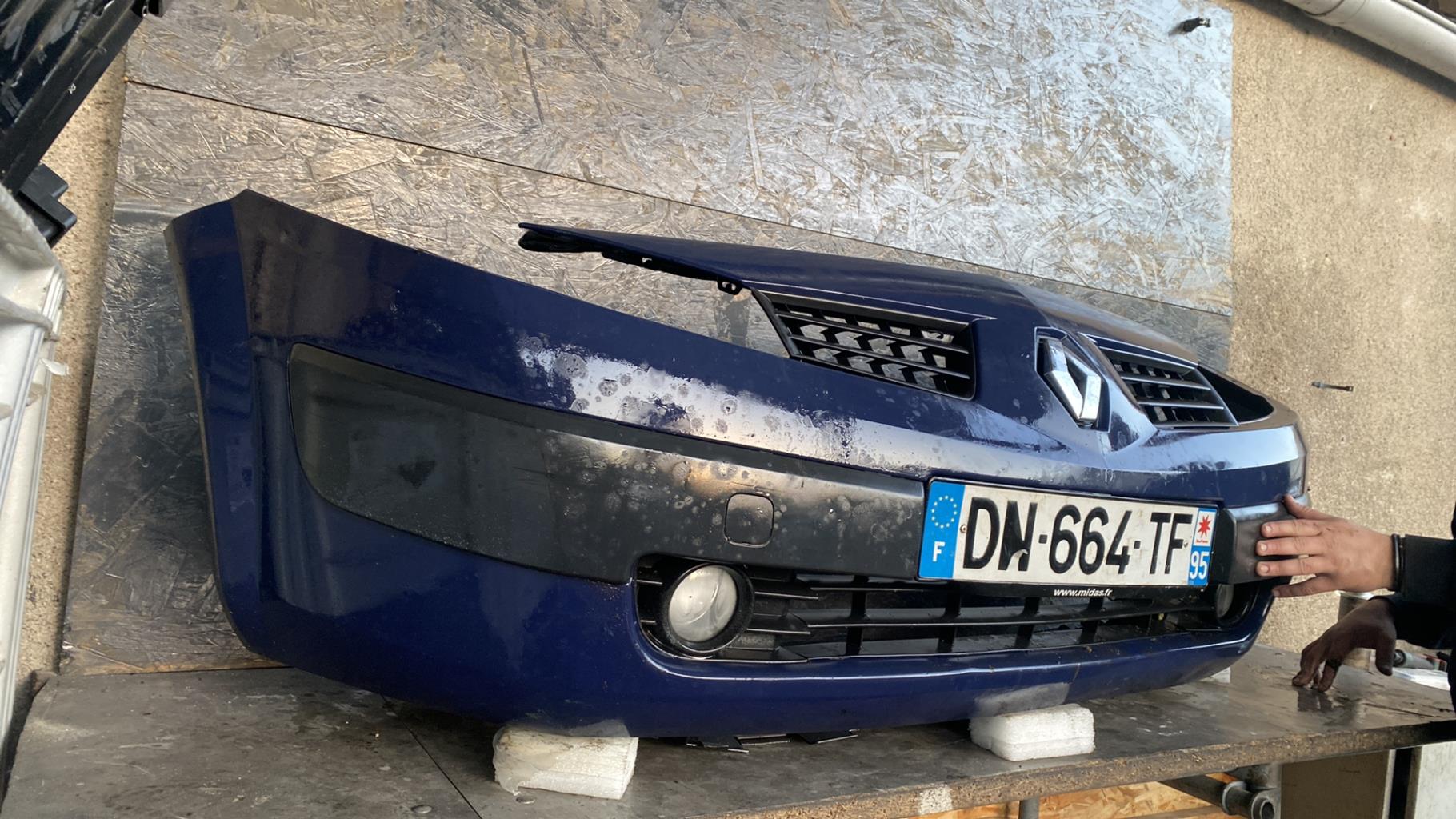 Pare choc avant RENAULT MEGANE 2 PHASE 1 Diesel - 1