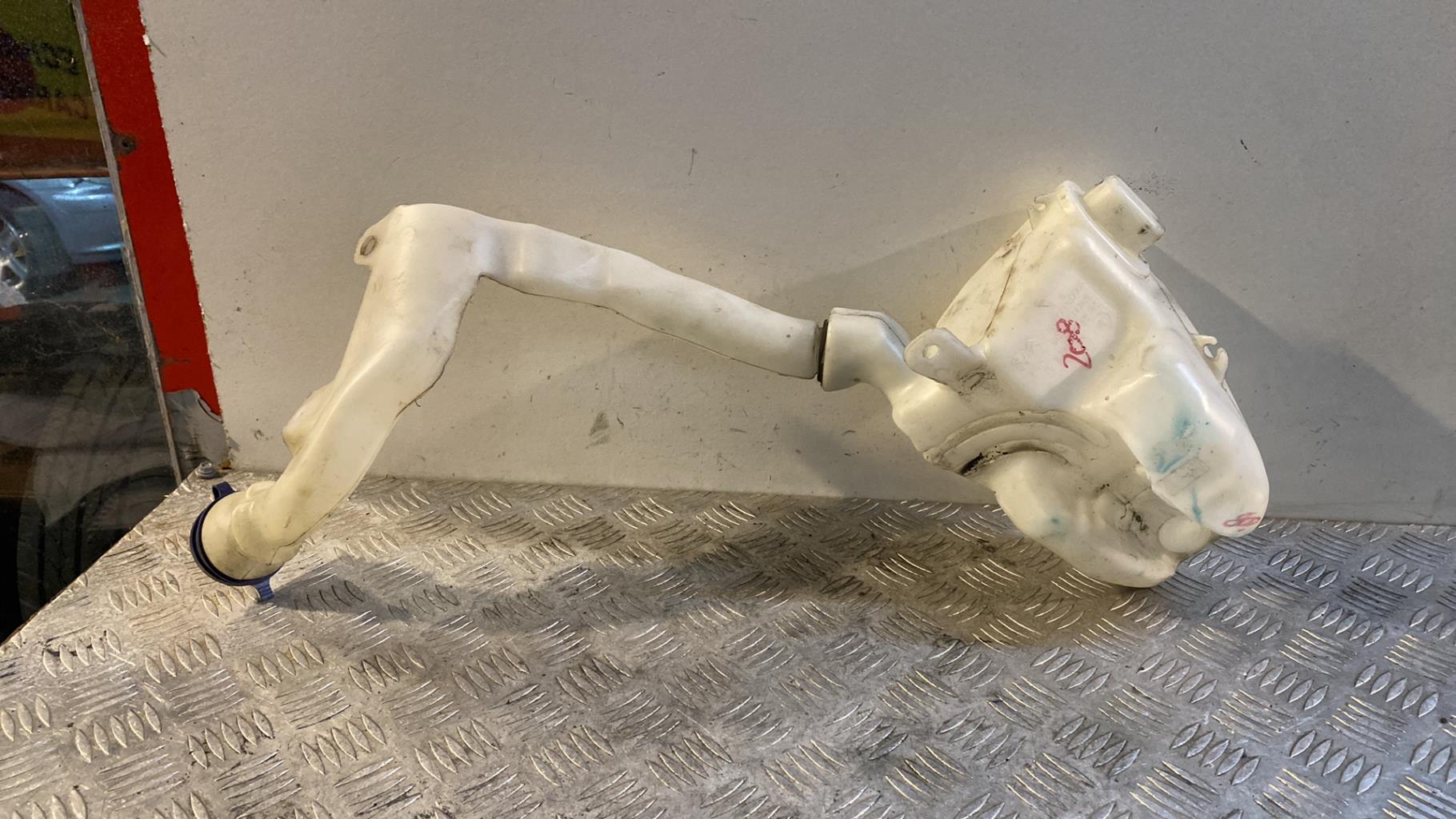 Vase de lave glace PEUGEOT 208 1 PHASE 1 Diesel - 1