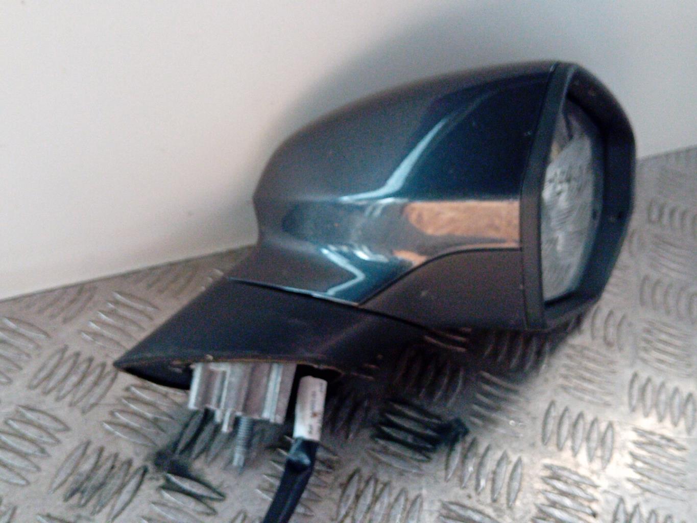 Retroviseur droit SEAT LEON 4 Diesel - 1