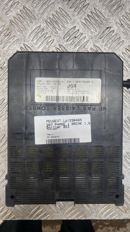 Boitier BSI PEUGEOT 307 PHASE 1 BREAK Essence - 1