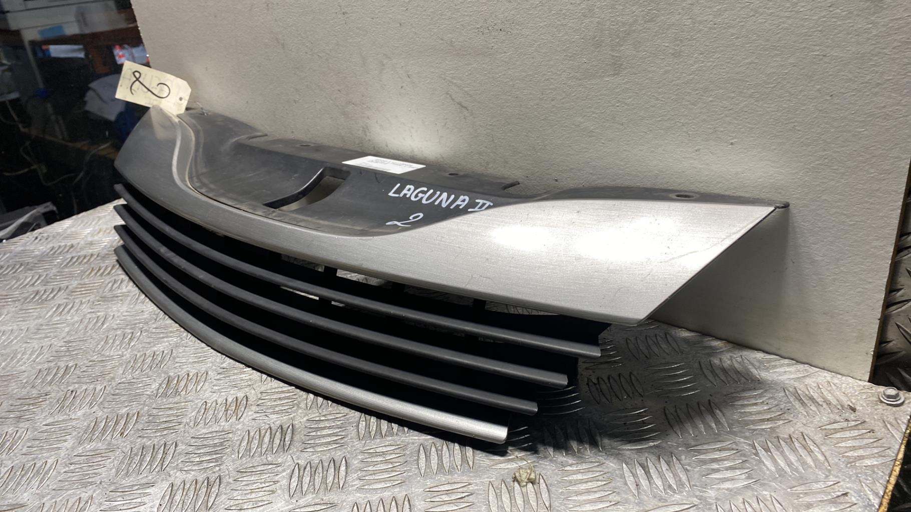 Calandre RENAULT LAGUNA 2 PHASE 1 BREAK Diesel - 1