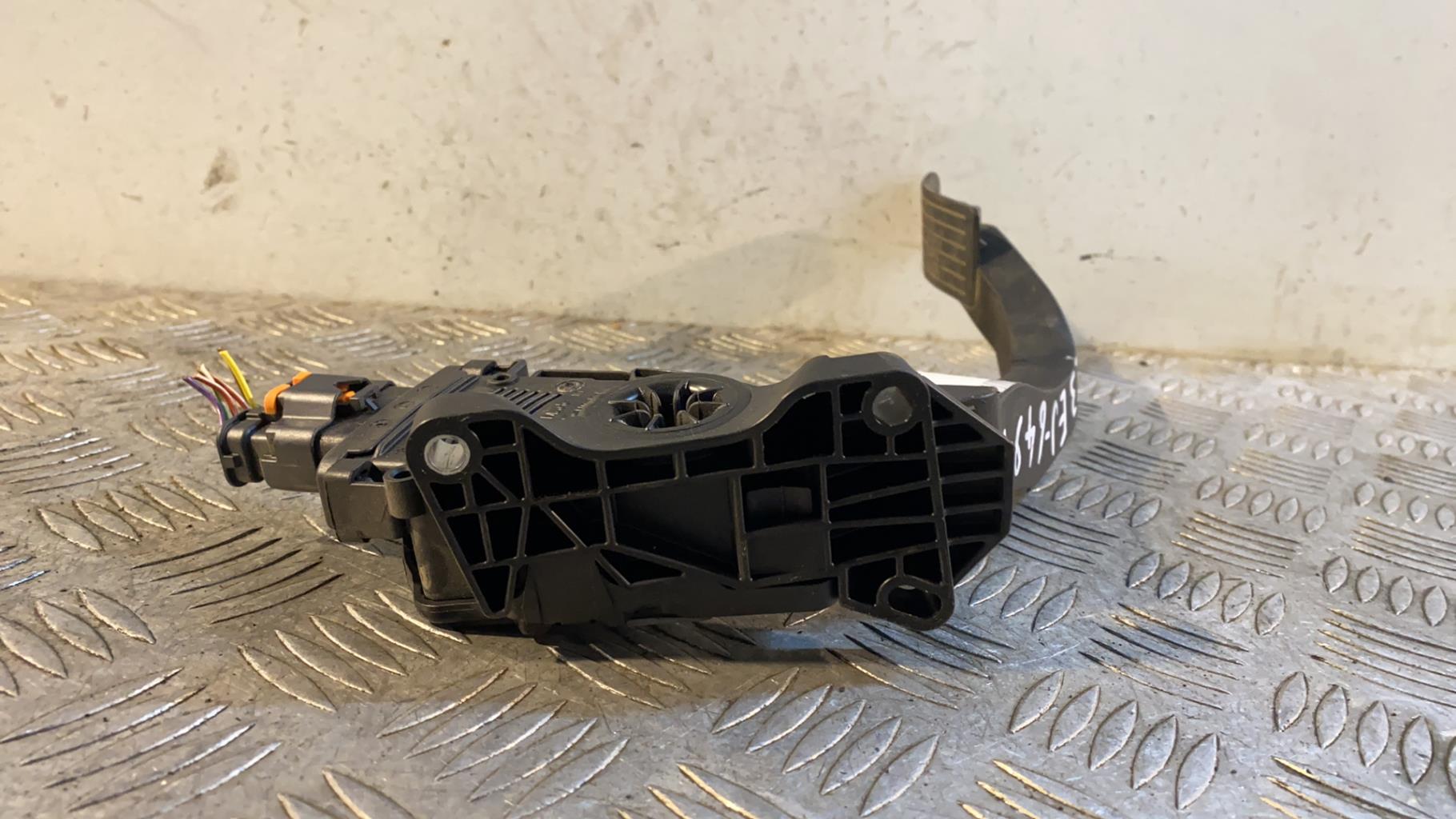 Pedale d'accelerateur CITROEN C3 PICASSO PHASE 2 Diesel - 1