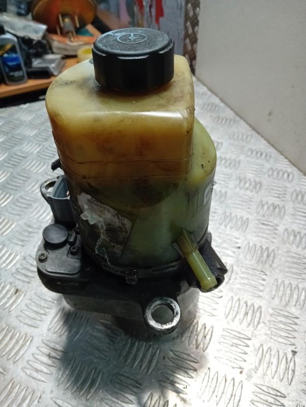 Pompe de direction FORD FOCUS 2 PHASE 2 Diesel - 1
