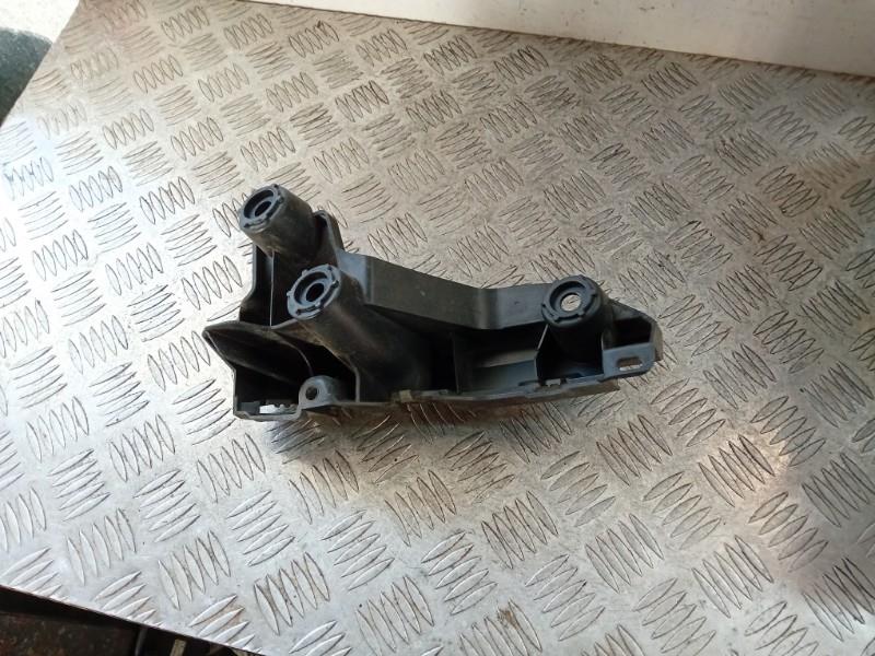 Support de pare chocs avant PEUGEOT 308 2 PHASE 1 Diesel - 1