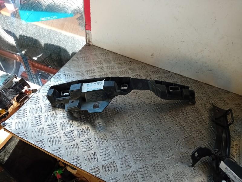Support de pare chocs avant RENAULT SCENIC 3 PHASE 3 Diesel - 1