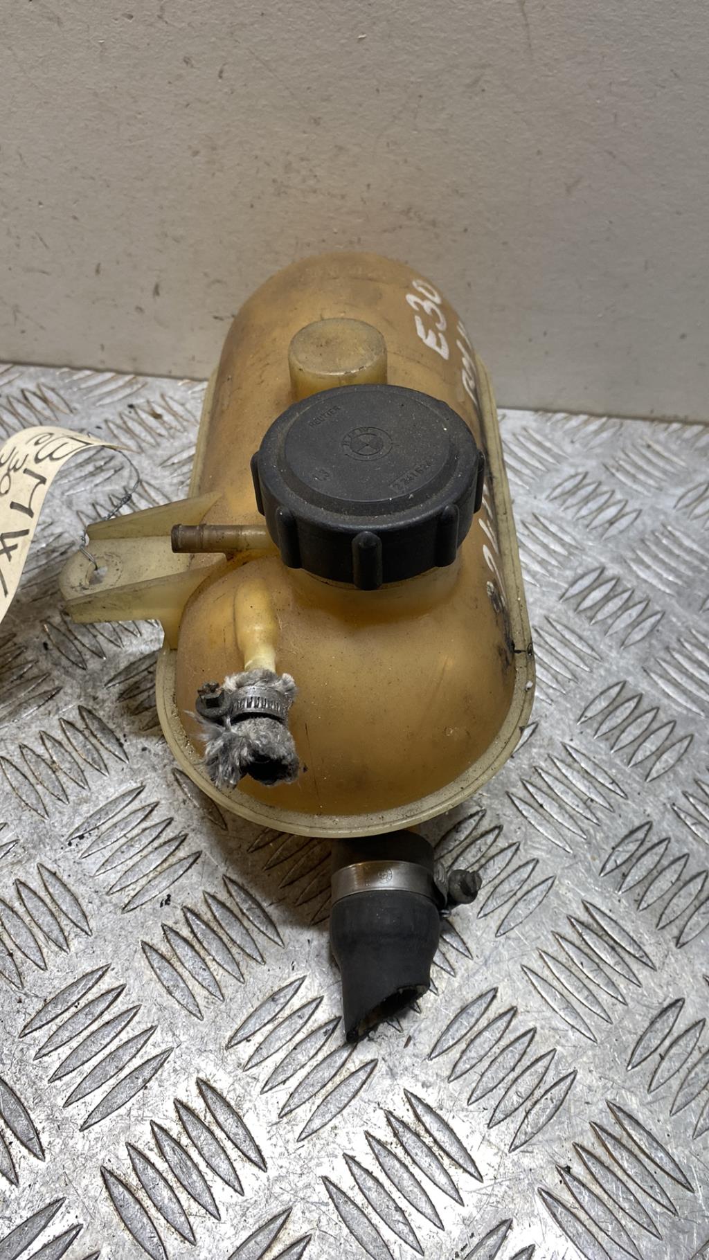 Vase d'expansion BMW SERIE 3 E30  - 1