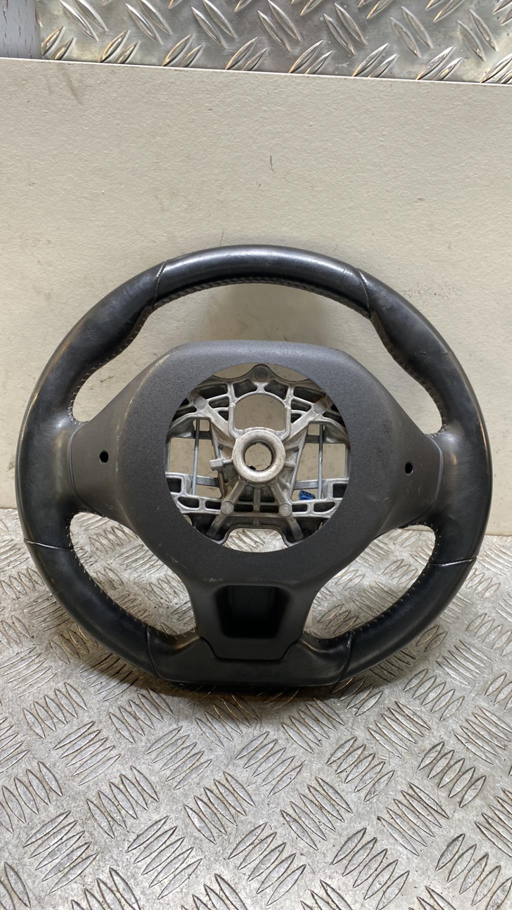 Volant PEUGEOT 308 2 PHASE 1 Diesel - 1