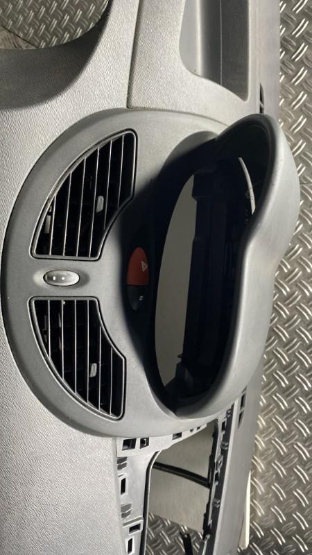 Tableau de bord RENAULT TWINGO 2 PHASE 1 Diesel - 1