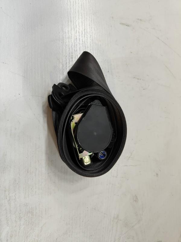 Ceinture avant droit AUDI A4 2 PHASE 1 Essence - 1