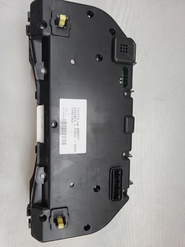 Compteur TOYOTA AVENSIS 3 PHASE 1 BREAK Diesel - 1