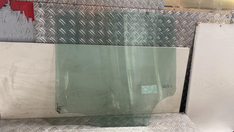 Vitre arriere gauche CITROEN C3 2 PHASE 2 Essence - 1