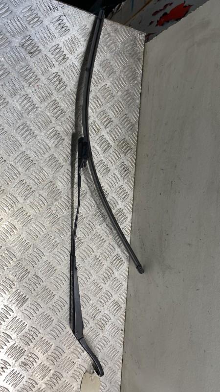 Bras essuie glace avant gauche VOLVO V 40 2 Diesel - 1
