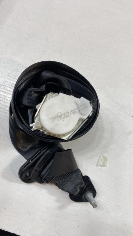 Ceinture arriere gauche CITROEN C4 CACTUS Essence - 1