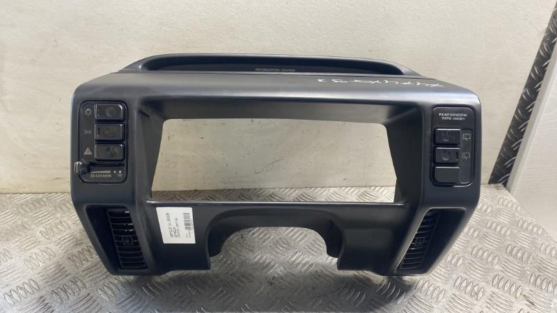 Console central (interieur plastique) CHRYSLER VOYAGER 1  - 1