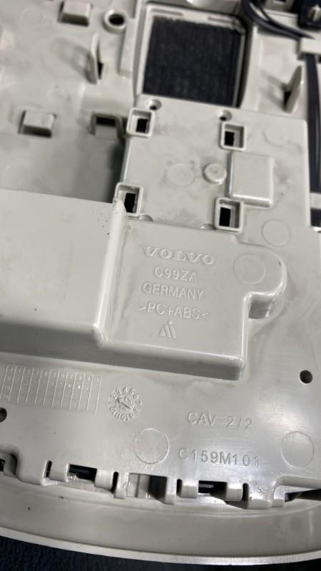 Eclairage de plafonnier VOLVO V 40 2 Diesel - 1
